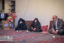 گزارش تصویری |بمناسبت روز بزرگداشت شهدا  دیدار رئیس دانشگاه و معاونین  با خانواده شهید خانلرخانی 